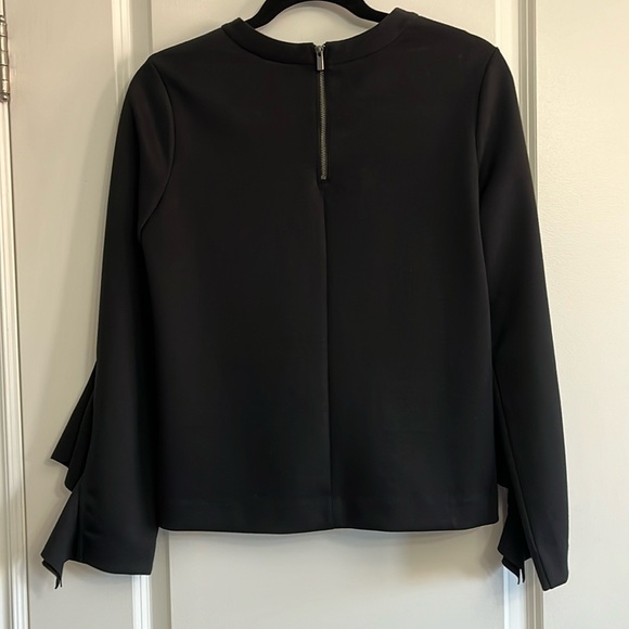 Banana Republic black top with bell sleeves size small - Picture 2 of 5